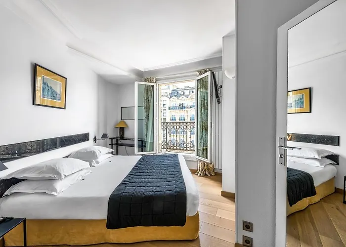 Etoile Park Hotel